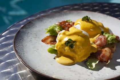 Breakfast at the Umhlanga beach restaurant at the North Star Micro Hotel